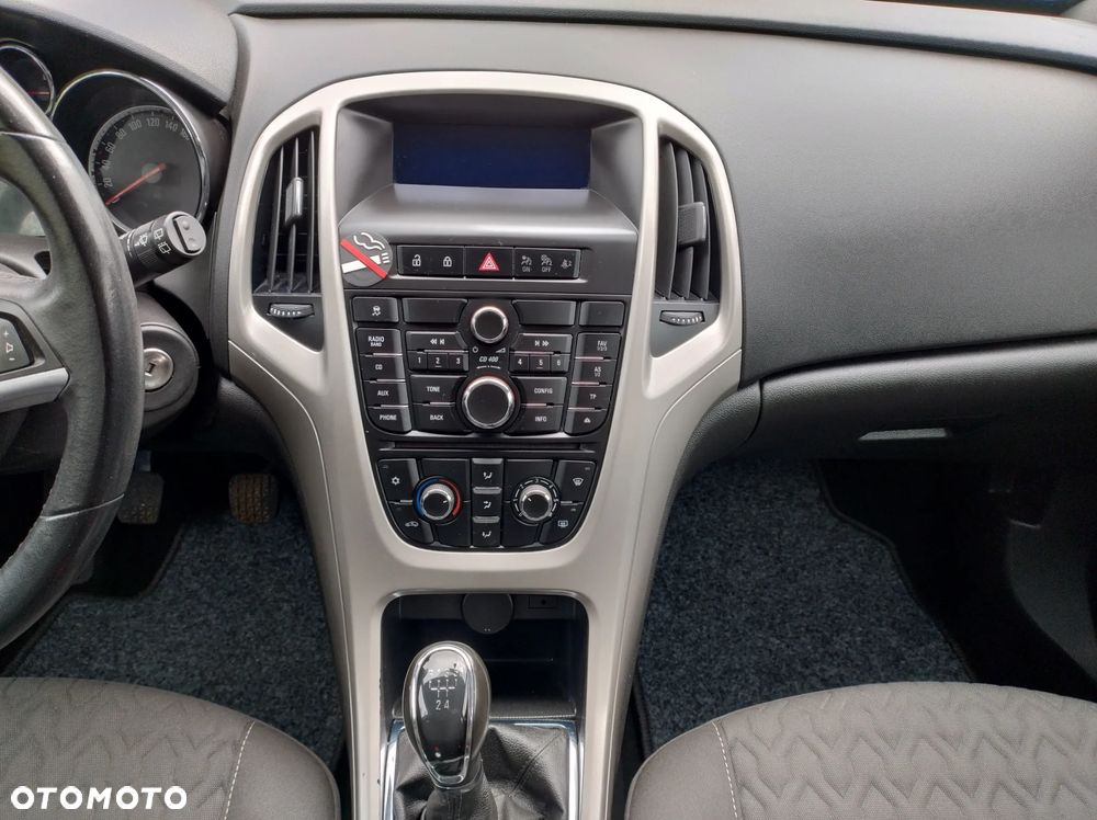 Opel Astra 1.6 Style - 30