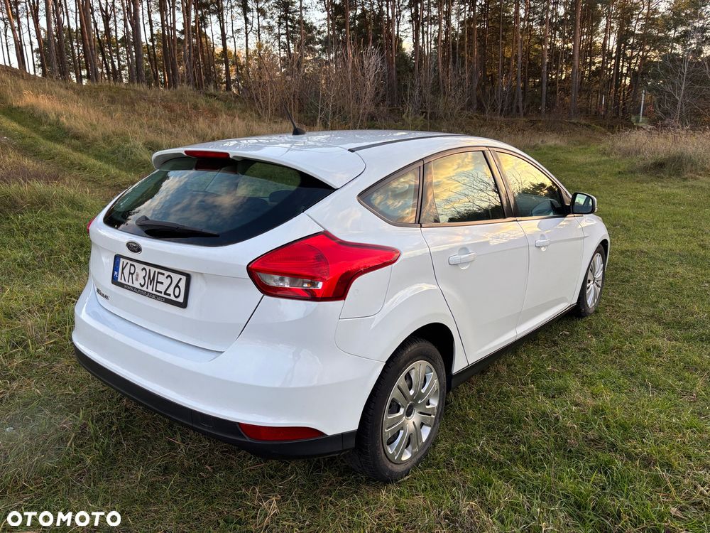 Ford Focus 1.6 TDCi Ambiente - 3