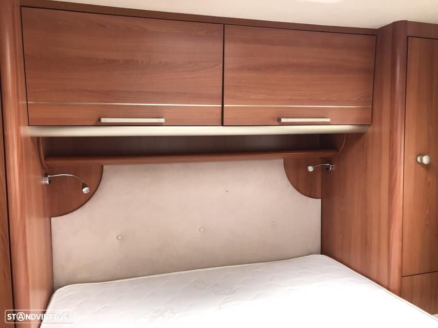 Laika Serie X X713r cama central - 30