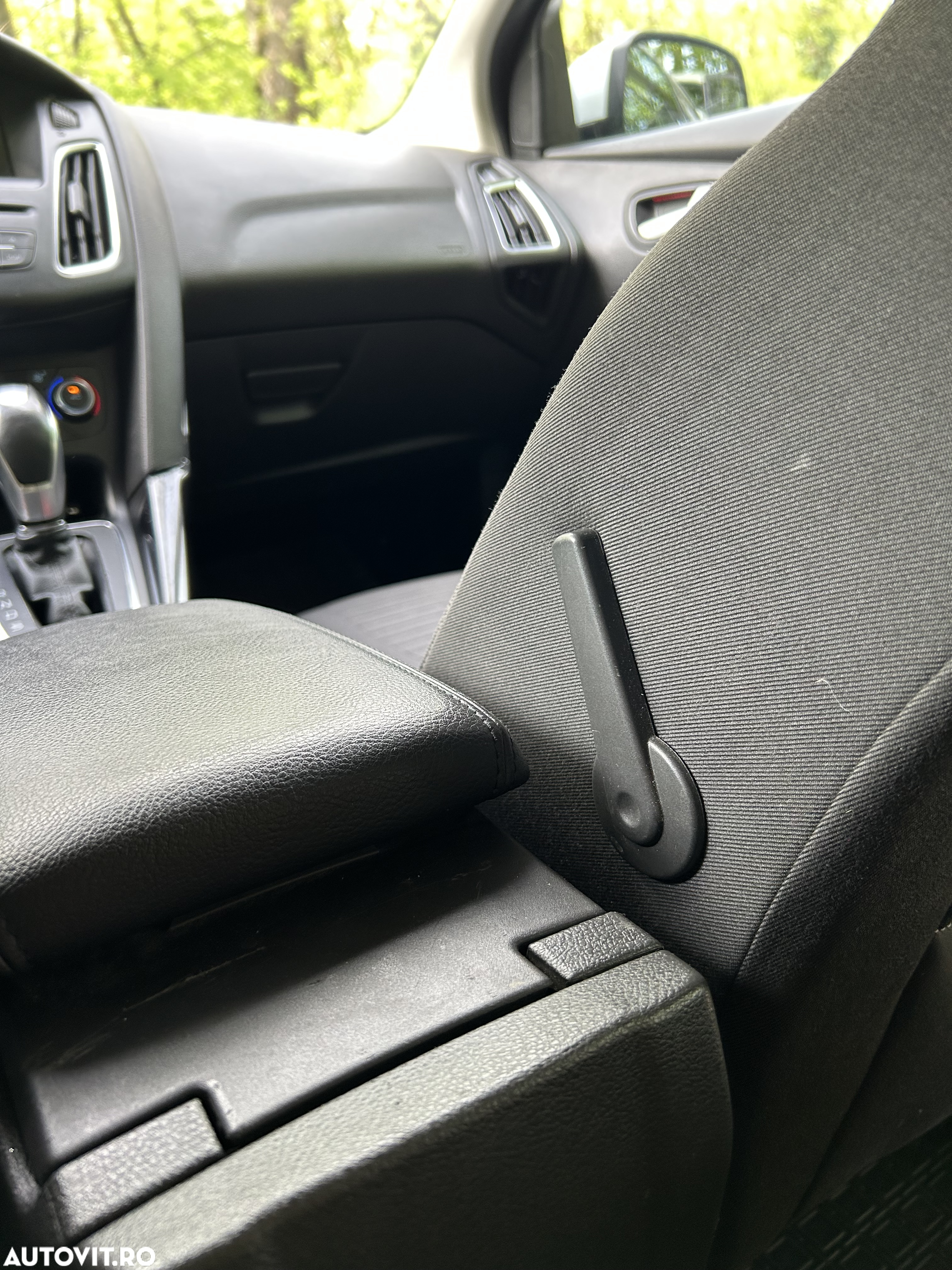 Ford Focus 1.5 TDCi Powershift Titanium - 7