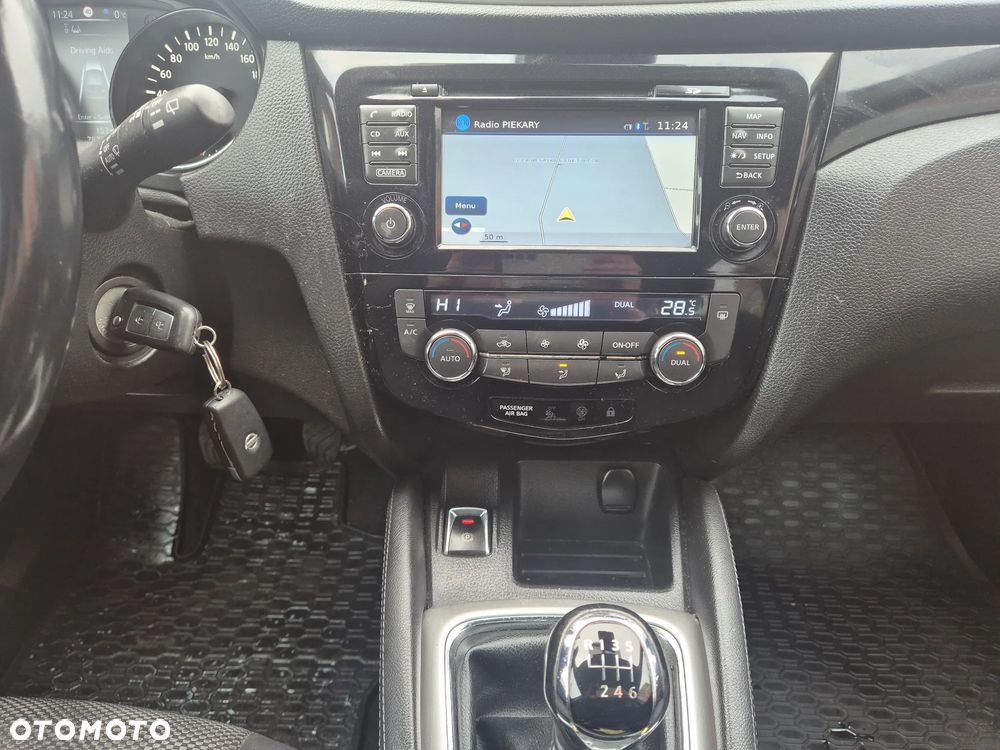 Nissan Qashqai 1.2 DIG-T Visia EU6 - 16