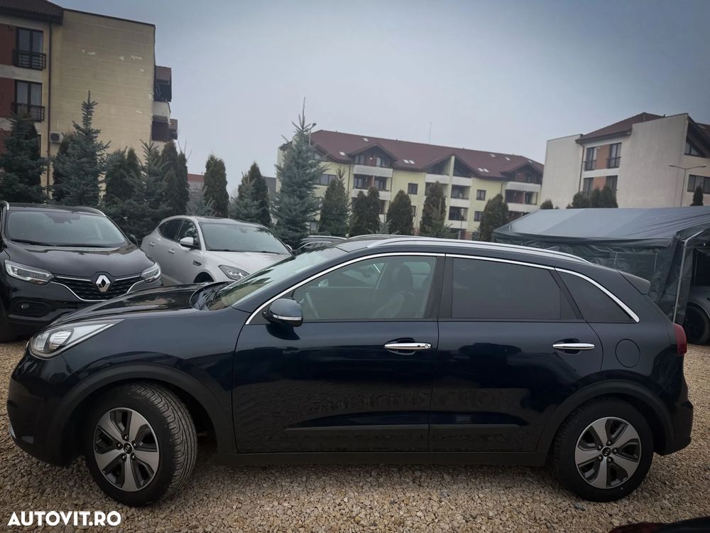 Kia Niro 1.6 GDI HEV 2WD OPF Aut. Edition 7 - 6