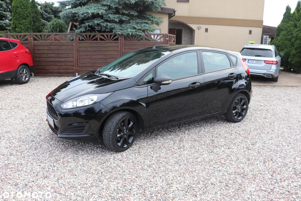 Ford Fiesta 1.25 Celebration - 12