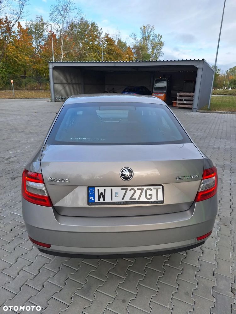 Skoda Octavia 1.4 TSI Ambition - 6