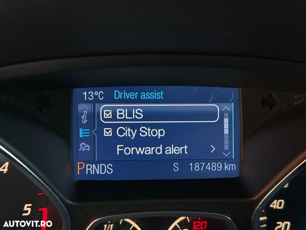 Ford Kuga - 25