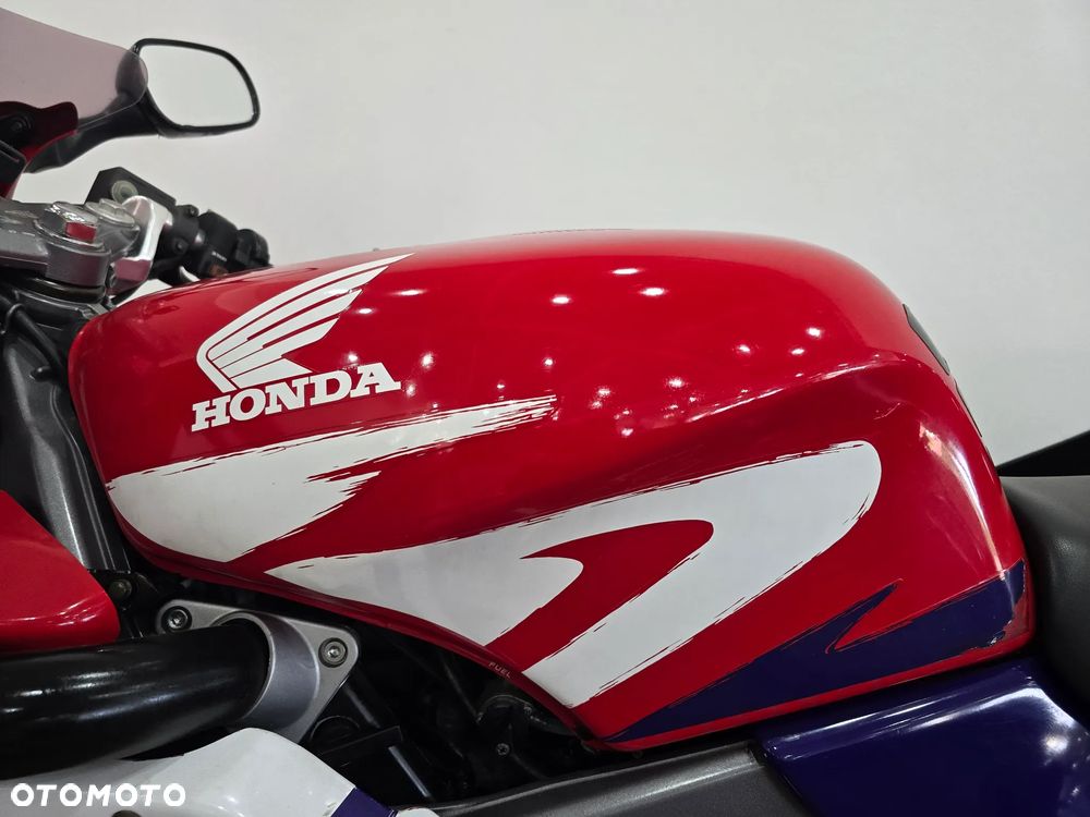 Honda NSR - 12