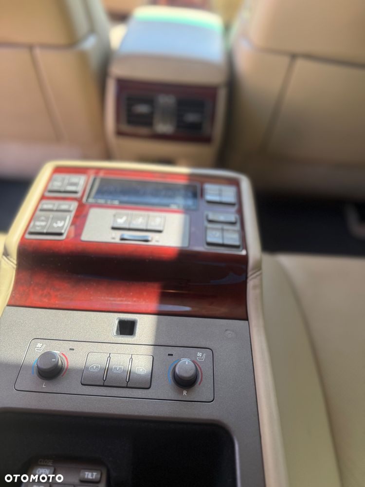 Lexus LS 460 Superior - 18