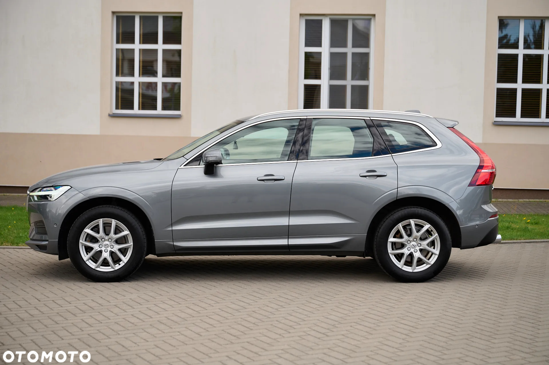 Volvo XC 60 D3 Momentum Pro - 13