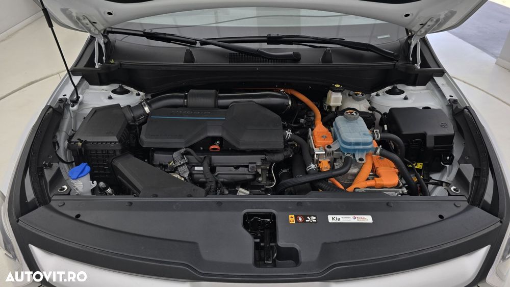 Kia Sportage 1.6 T-GDI PHEV 6AT 4x4 Style - 24