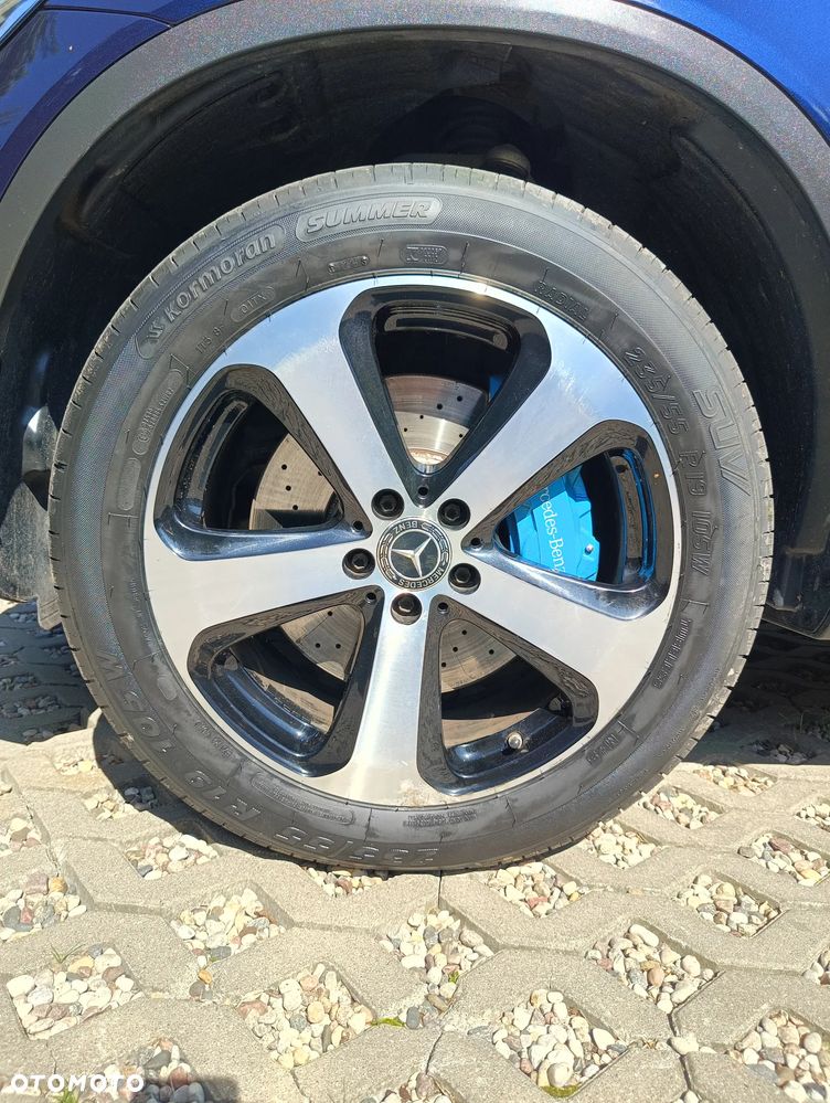 Mercedes-Benz GLC - 28