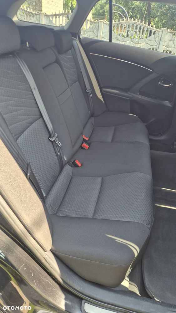 Toyota Avensis 2.0 D-4D Sol+NAVI - 18