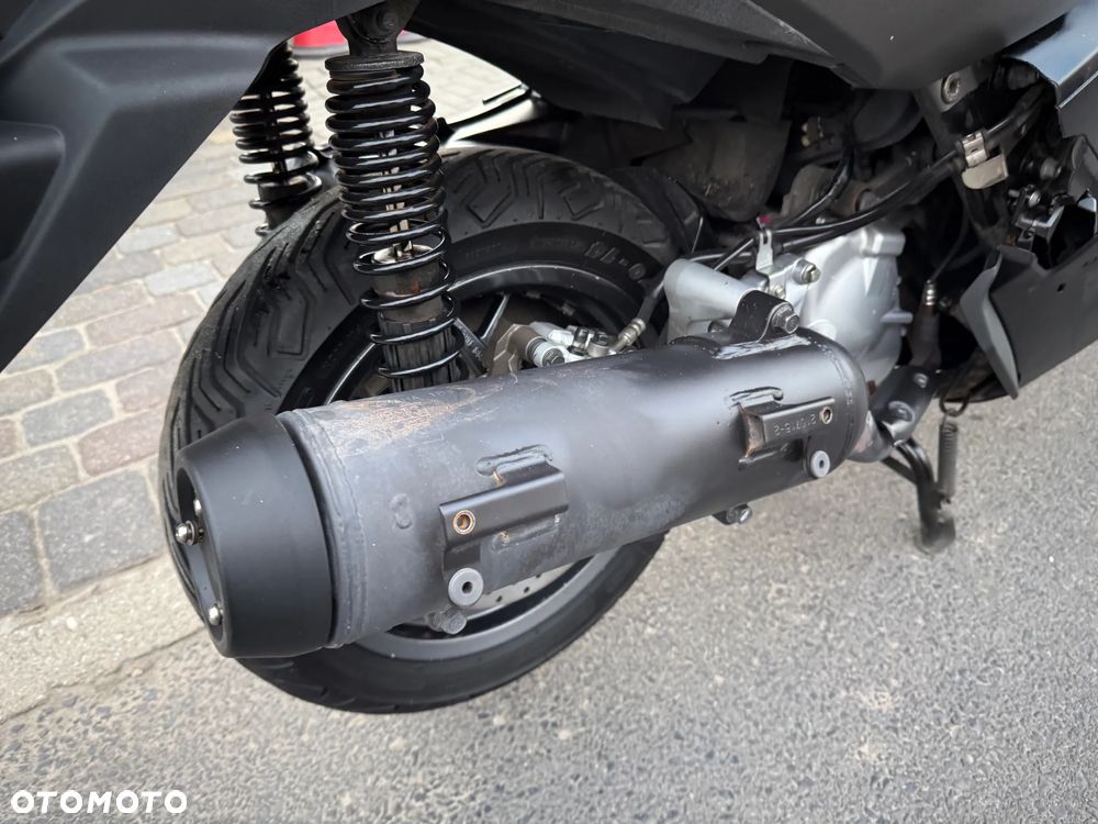 Yamaha X-max - 18