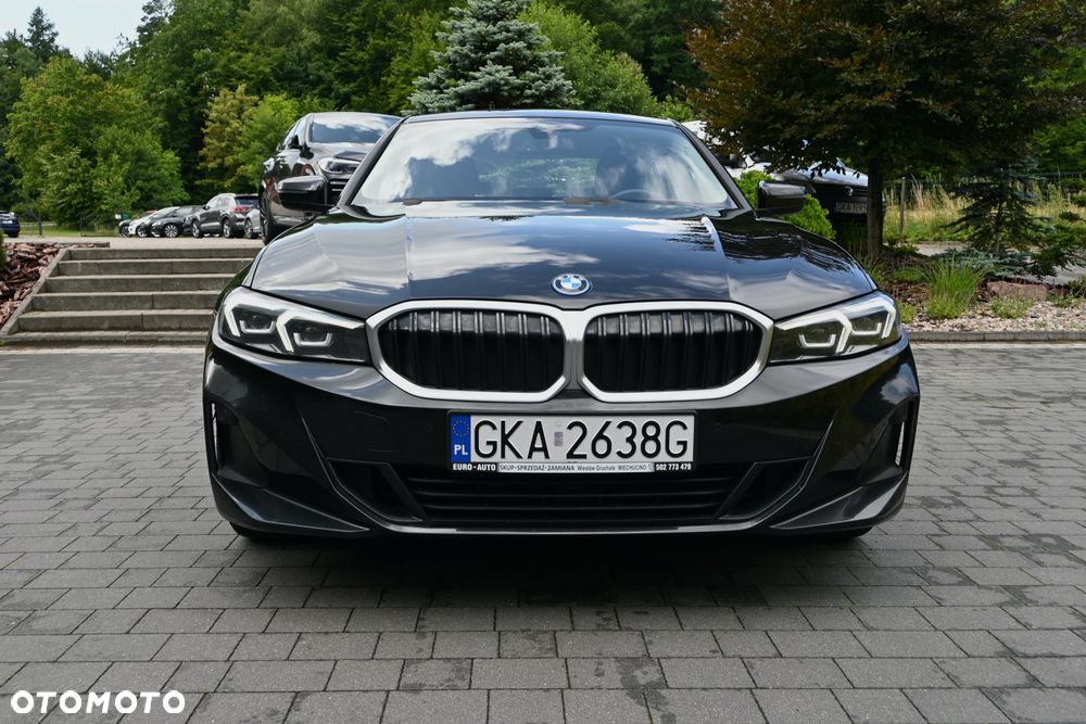 BMW Seria 3 320e Sport Line - 40