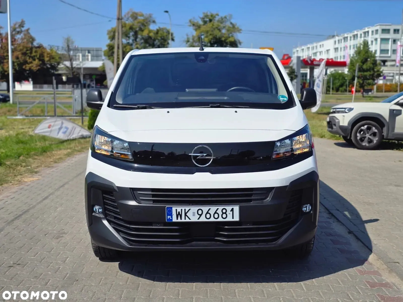Opel Vivaro Kasten - 11