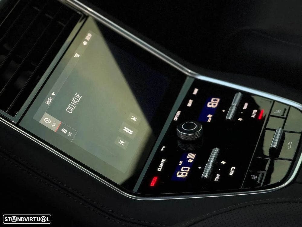 Porsche Panamera 4 E-Hybrid Platinum Edition com PDLS - 25