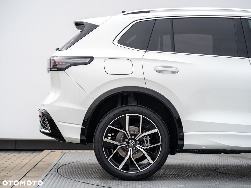 Volkswagen Tiguan - 13