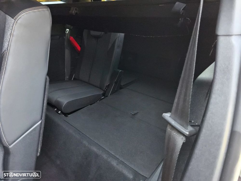 Peugeot 5008 1.5 BlueHDi GT Line EAT8 - 14