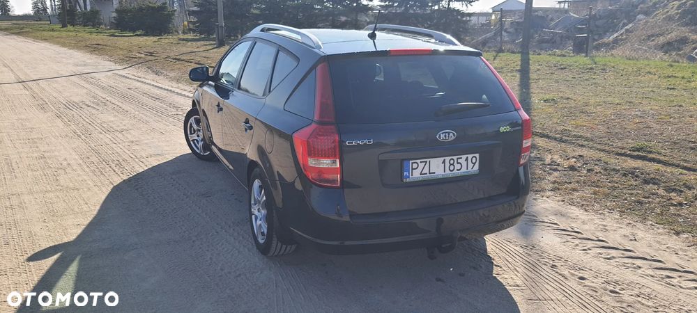 Kia Ceed 1.4 CVVT Attract - 8