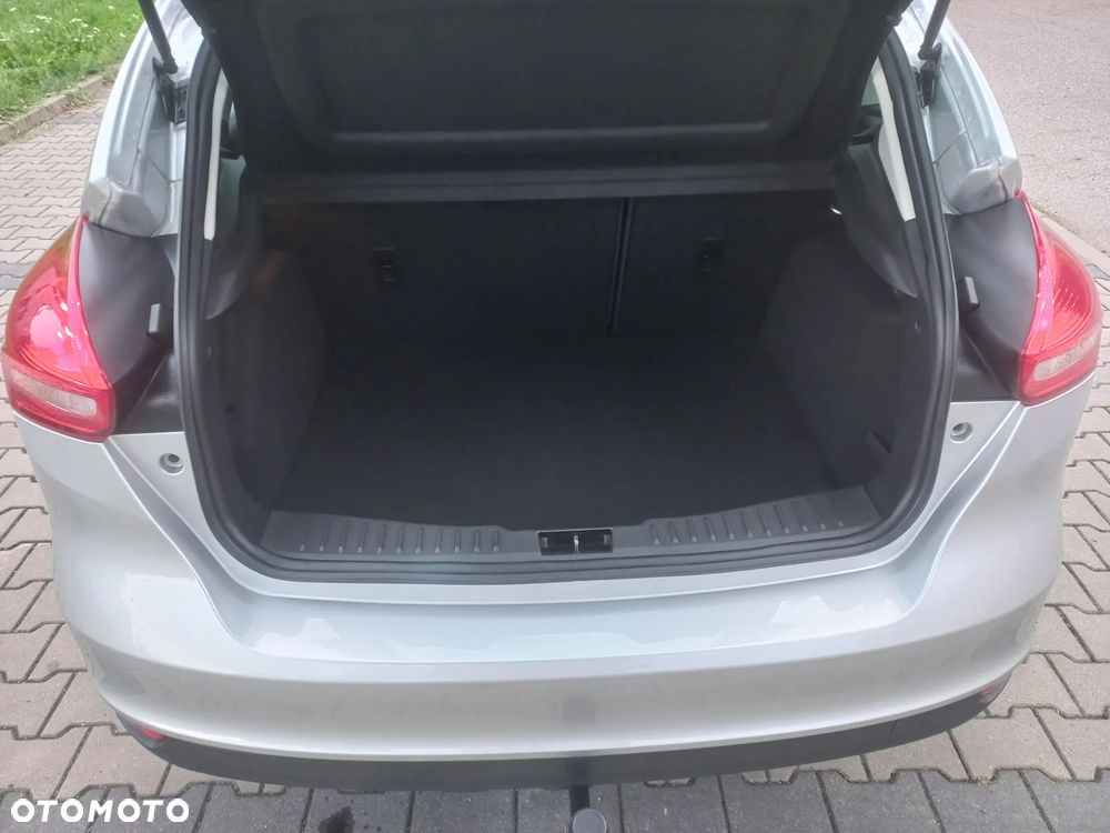 Ford Focus 1.6 TI-VCT Ambiente - 12