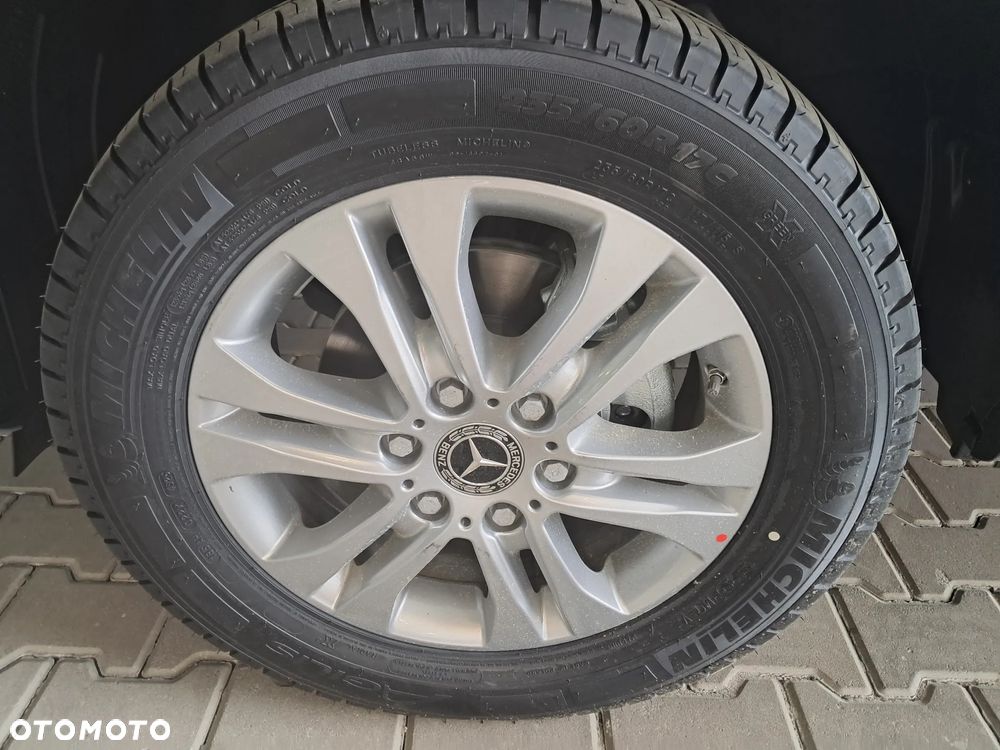 Mercedes-Benz Sprinter 317 CDI Furgon PRO ekstra długi - 24