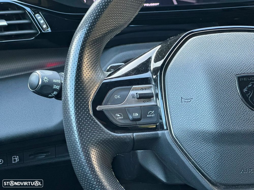 Peugeot 408 1.6 Hybrid GT e-EAT8 - 26