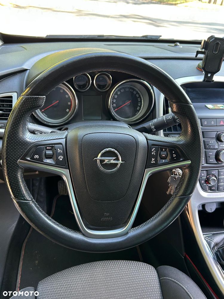 Opel Astra 1.6 T Sport - 12