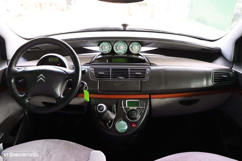 Citroën C8 2.0 HDi 16V SX - 13