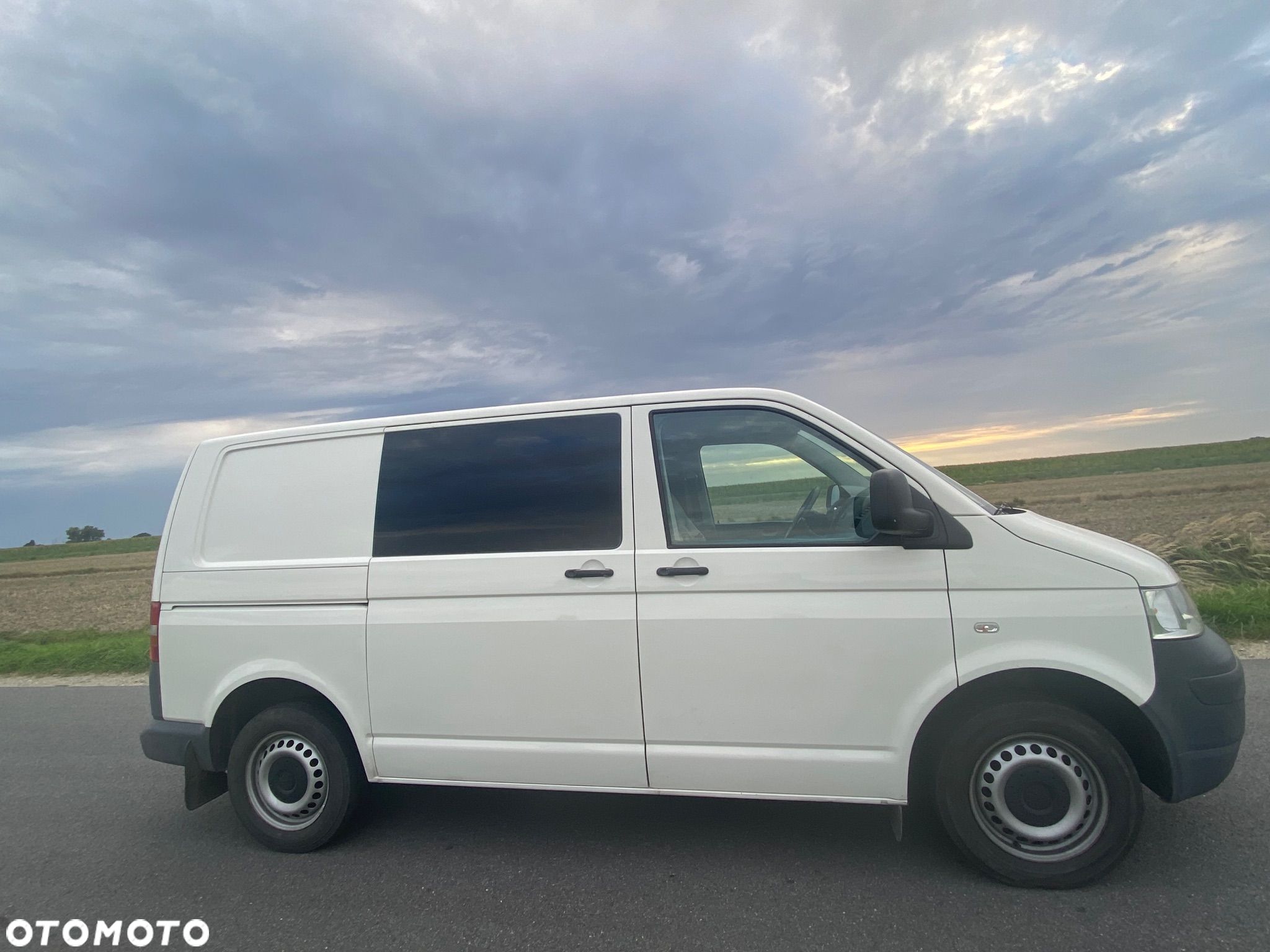 Volkswagen Transporter T5 - 1