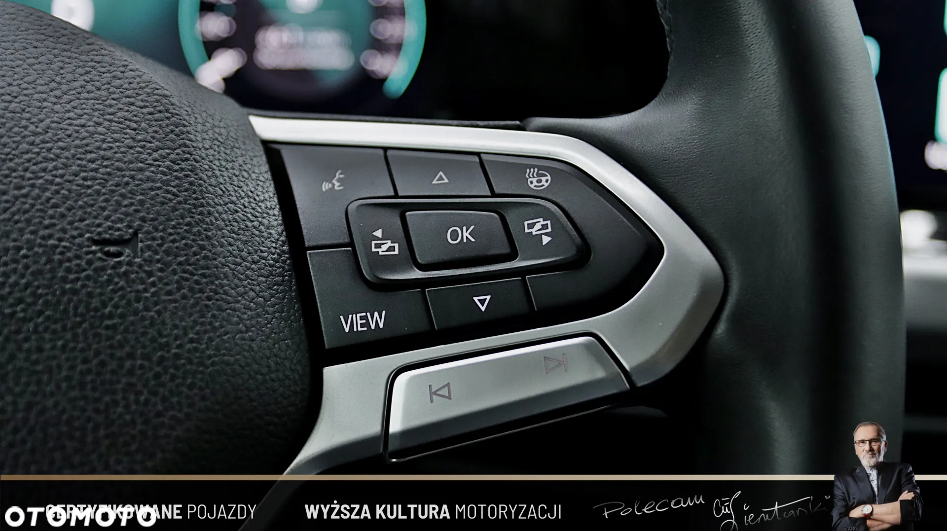 Volkswagen Golf VIII 1.5 TSI EVO Life - 18