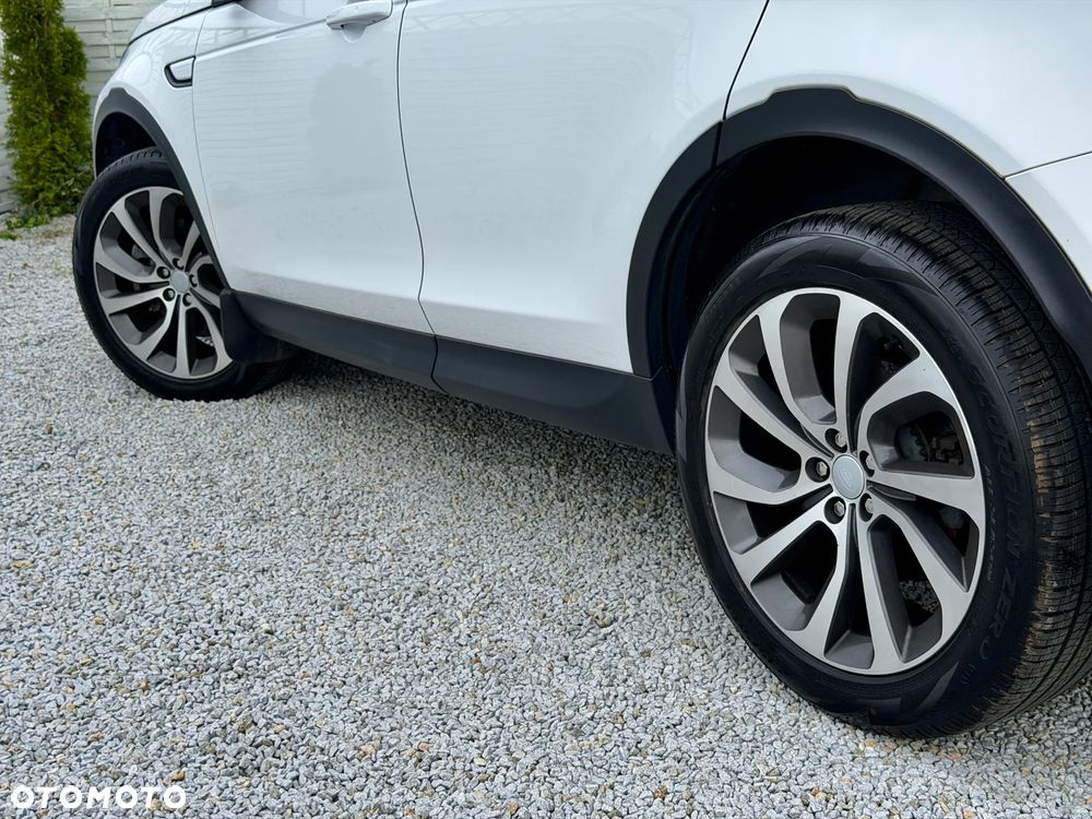 Land Rover Discovery Sport - 27