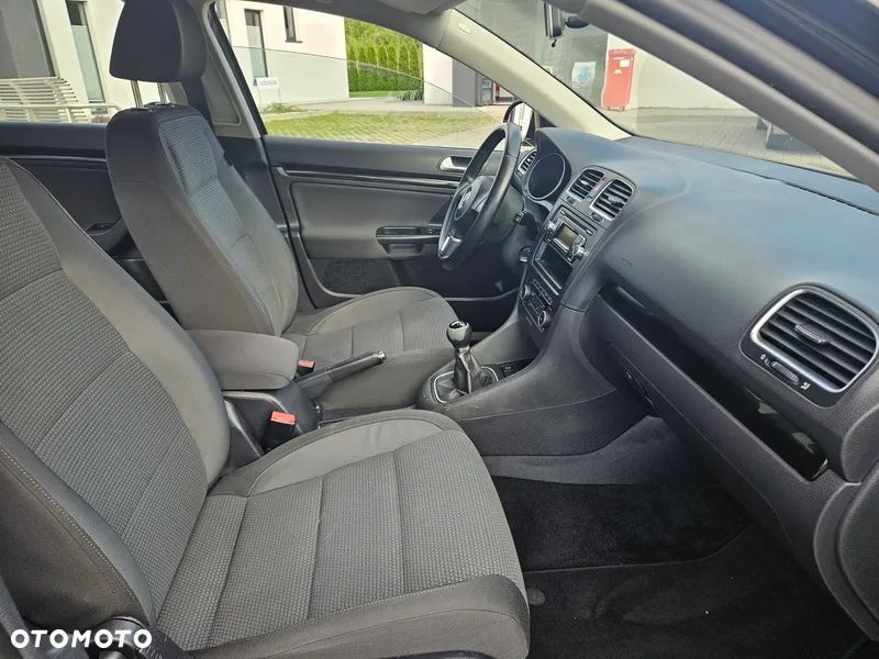 Volkswagen Golf VI 1.6 TDI Comfortline - 15