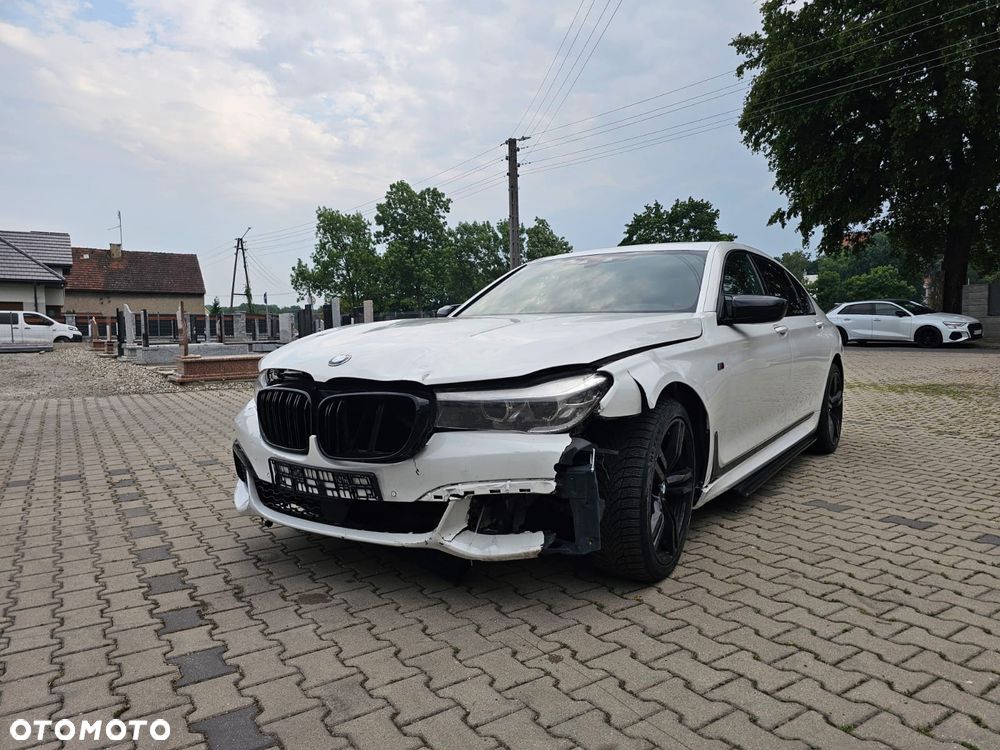 BMW Seria 7 740Li - 4