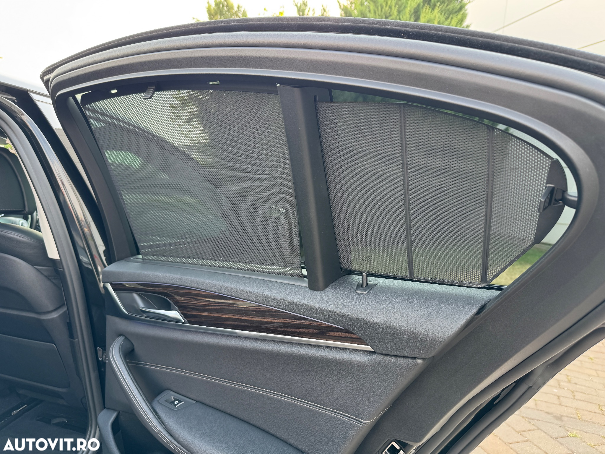 BMW Seria 5 530e Aut. Luxury Line - 9