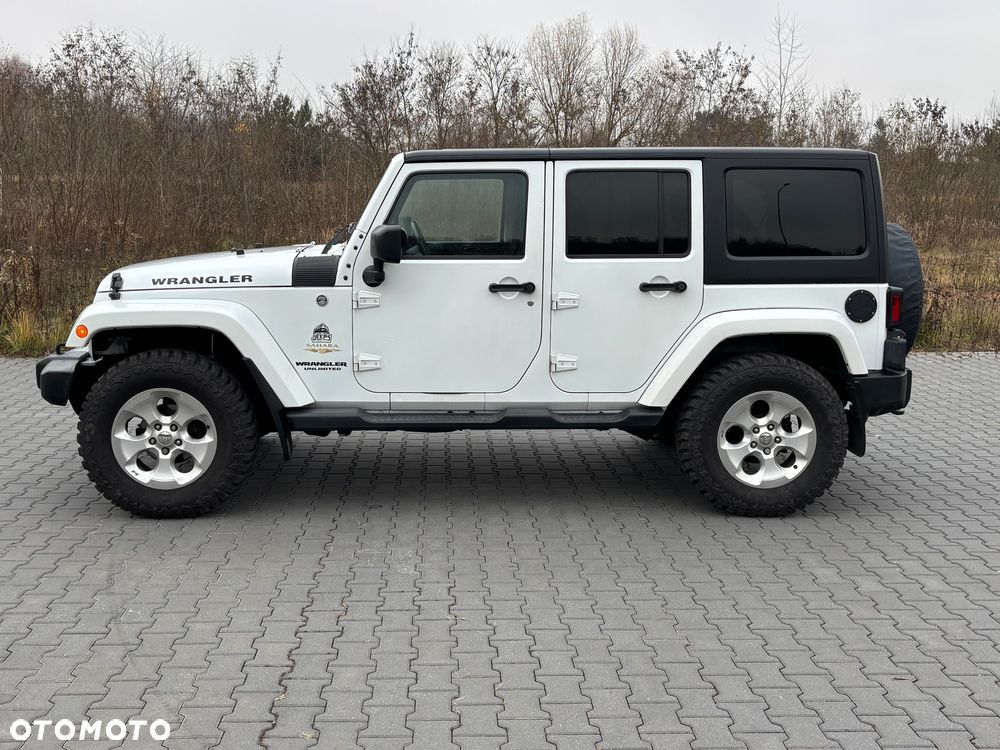Jeep Wrangler 3.6 Unlim Sahara - 18