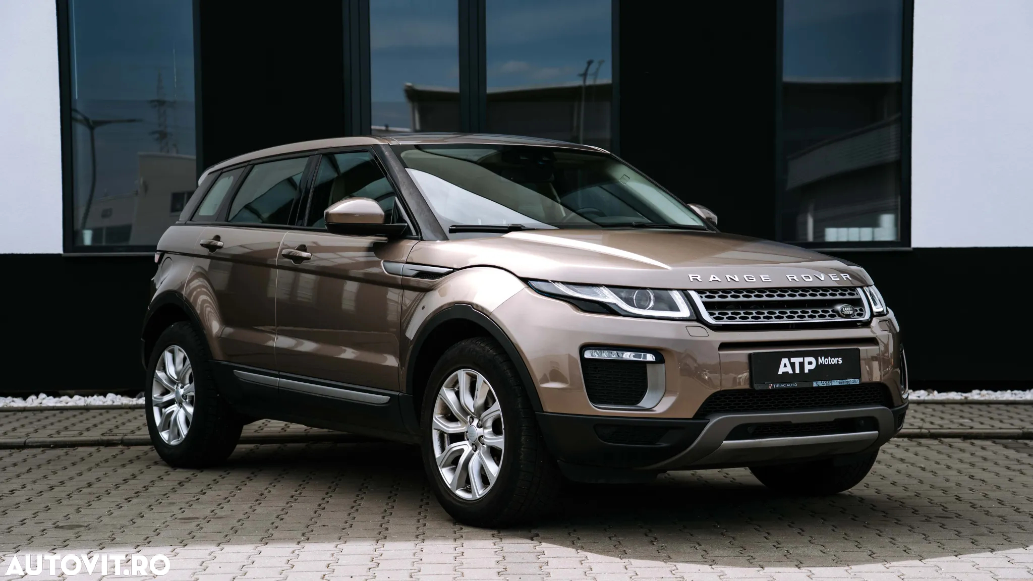 Land Rover Range Rover Evoque Convertible 2.0 l TD4 SE Dynamic - 3
