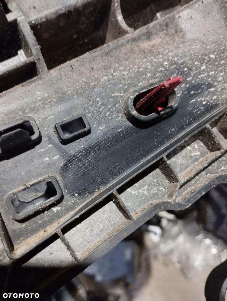 grill osłona atrapa mercedes actros mp4 a960 a9608850754 a9607500418 - 11