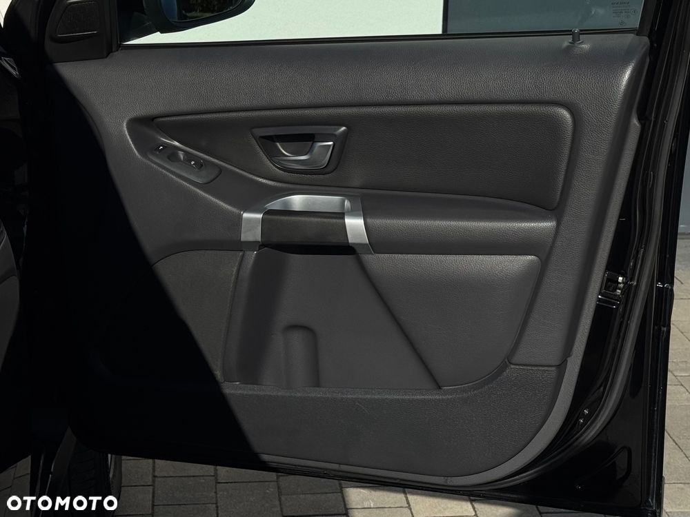 Volvo XC 90 D4 Geartonic Edition Pro - 28