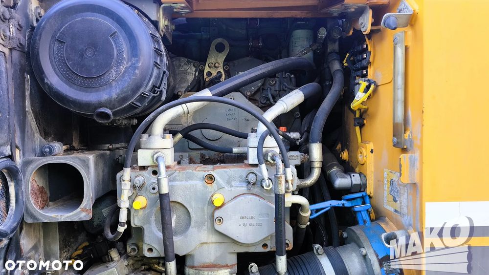 Liebherr R906 LC Litronic - 8