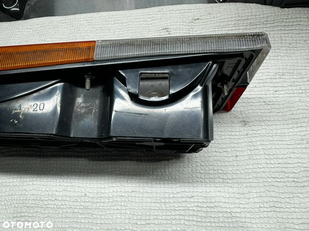 Audi B2 typ 81 lampa tył tylna prawa - 7