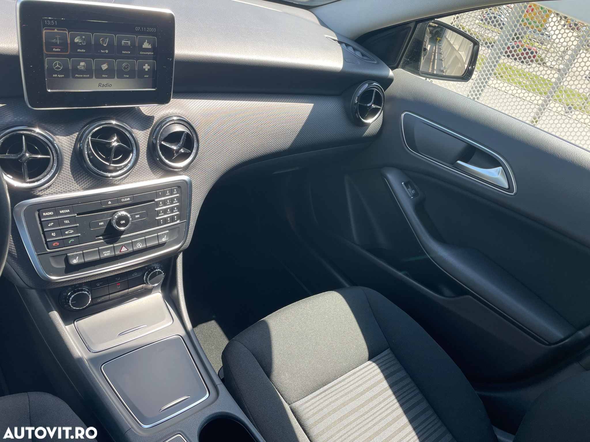 Mercedes-Benz A - 18