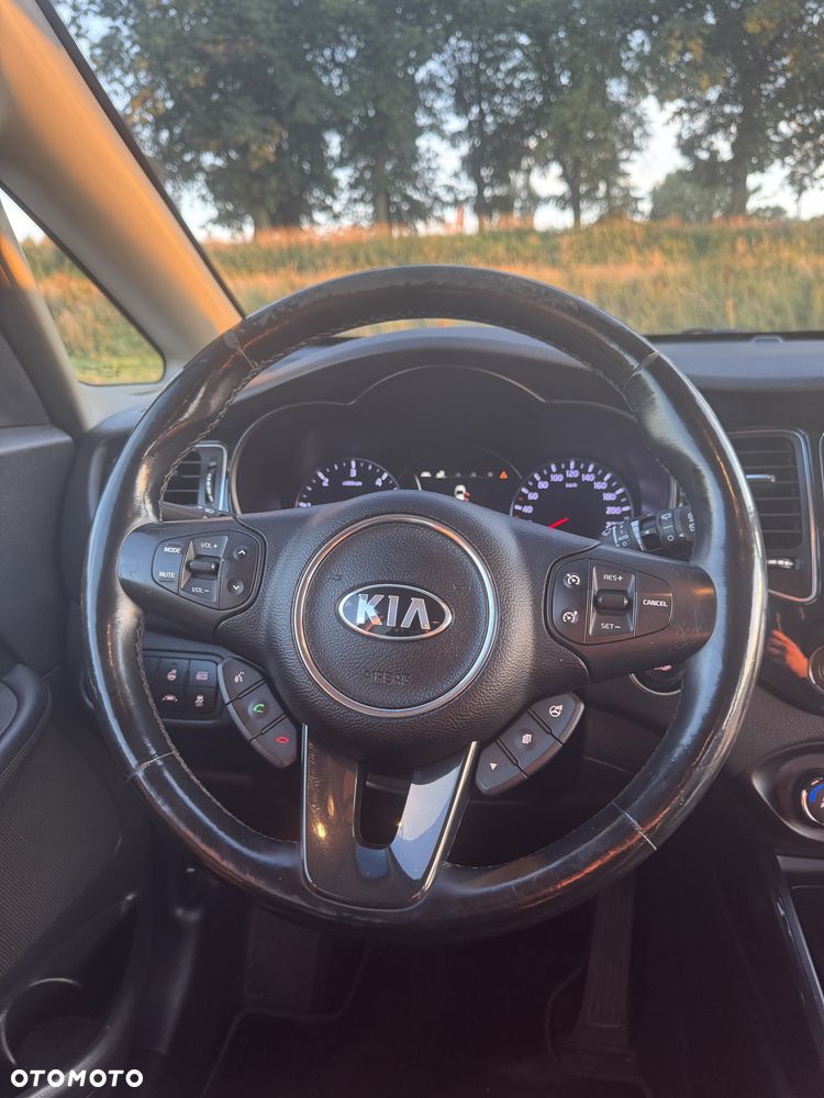 Kia Carens 1.7 CRDi L - 12