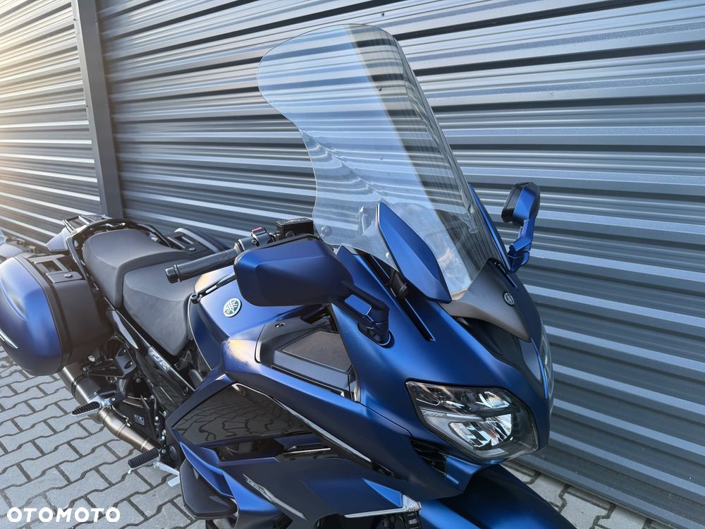Yamaha FJR - 14
