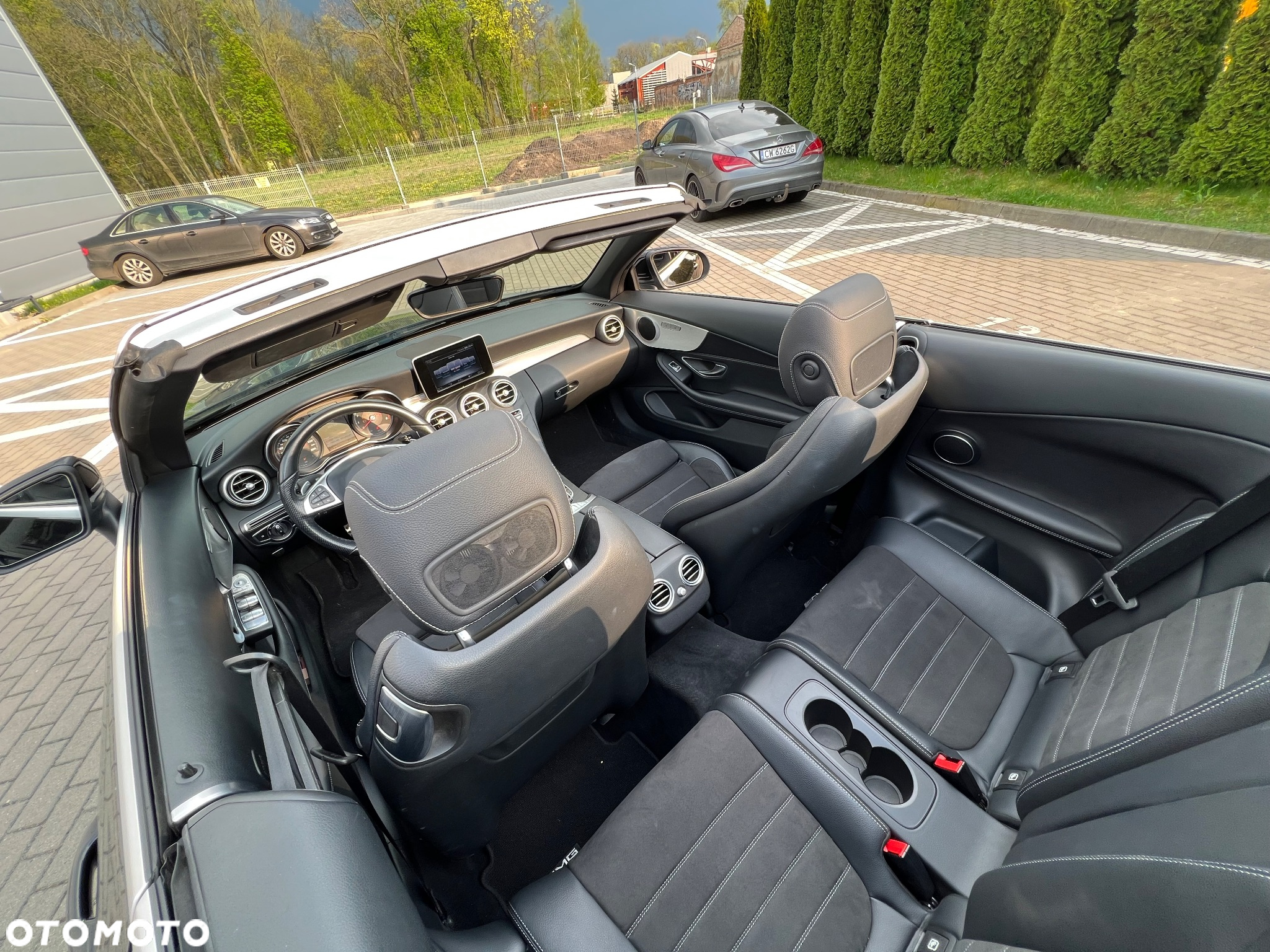 Mercedes-Benz Klasa C 200 Cabrio 9G-TRONIC AMG Line - 9