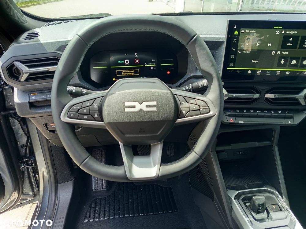 Dacia Duster 1.8 Full Hybrid 155 Journey MMT - 9