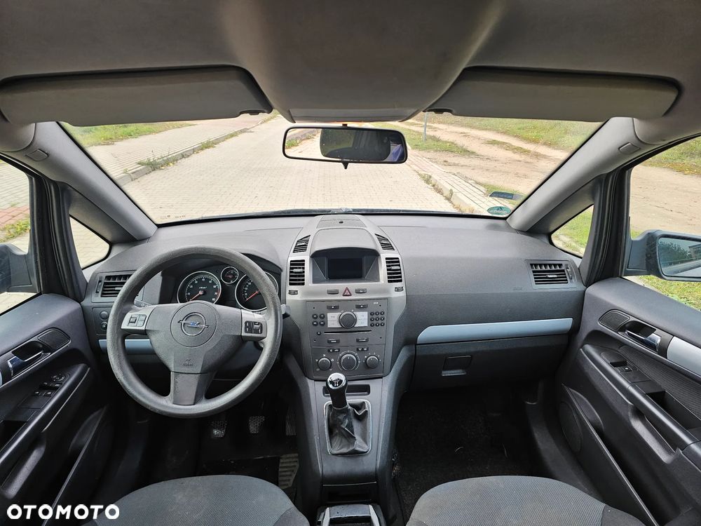 Opel Zafira 1.8 Active - 12
