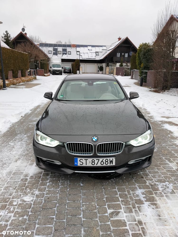 BMW Seria 3 320d Blue Performance Modern Line - 28