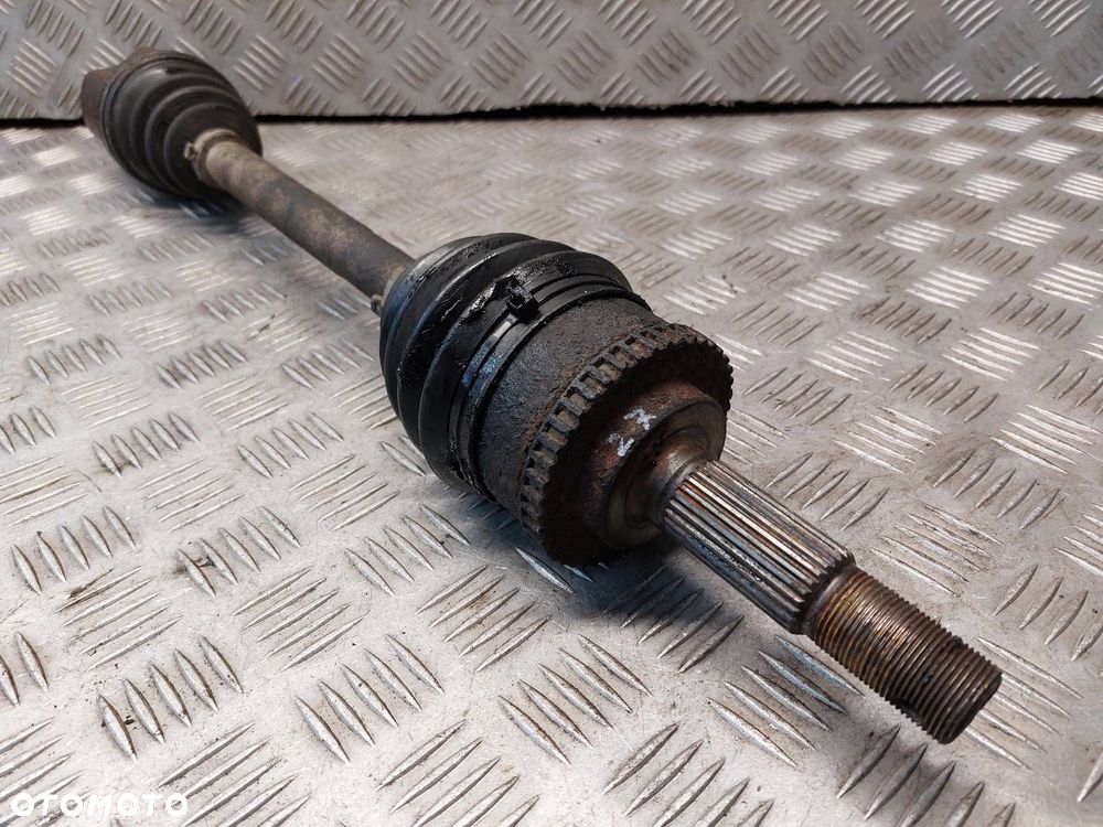 PÓŁOŚ LEWA + PRAWA PRZÓD NISSAN ALMERA TINO I 1.8 - 2