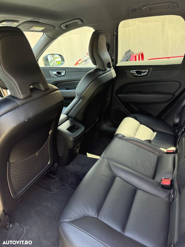 Volvo XC 60 - 6