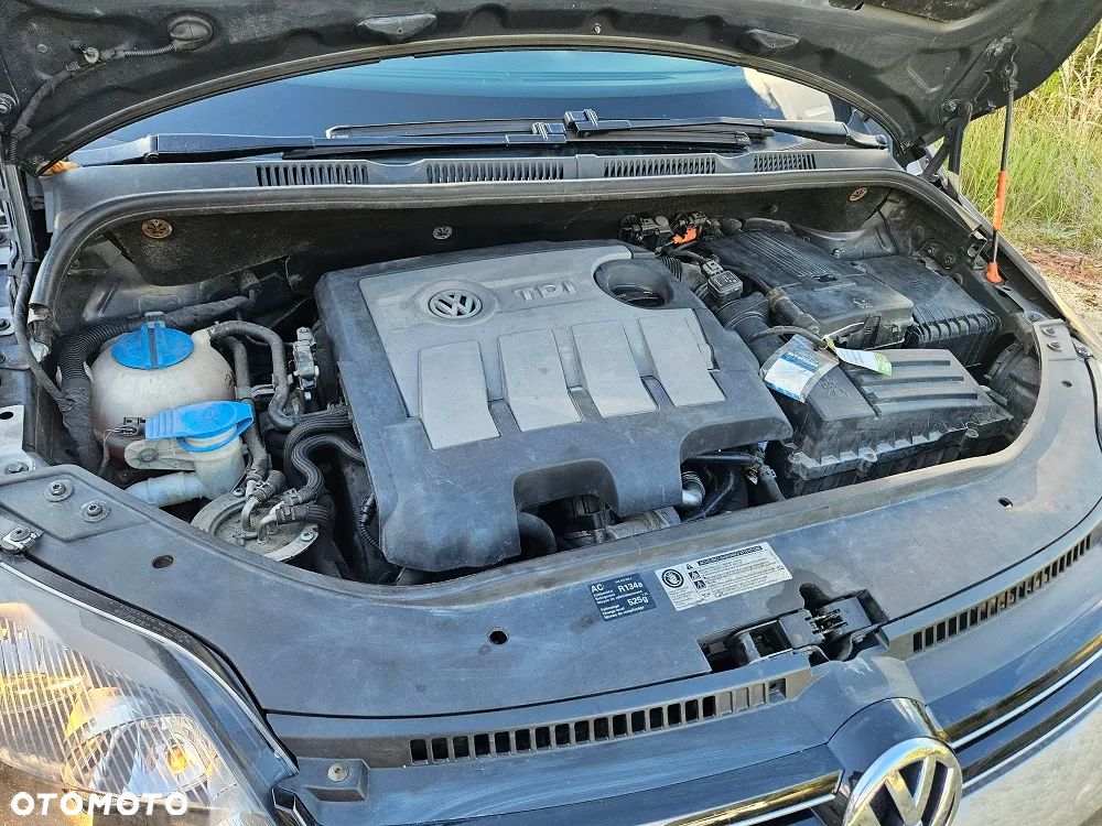 Volkswagen Golf Plus 1.6 TDI Comfortline - 17