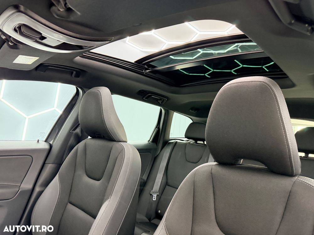 Volvo XC 60 D3 Start-Stop Kinetic - 12